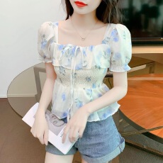 批发夏季<b class='q'>雪纺上衣</b>设计感小众方领显瘦小衫女法式打底衫仙气短袖衬衫女