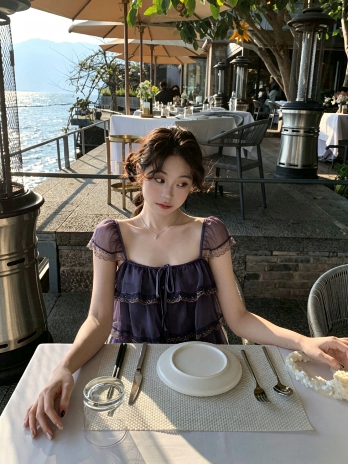 부드러운 바람 보라색 프릴 작은 날다 소매 쉬폰 블라우스 여성 의류 여름 Chic 슬림해 보이는 광장 칼라 맨위