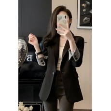批发高级感黑色西装外套女小个子2026新款春秋季修身收腰<b class='q'>女士</b>职业<b class='q'>西服</b>
