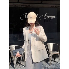 批发休闲西装外套女2026新款春秋小个子韩版气质宽松开叉高级感<b class='q'>小</b><b class='q'>西服</b>