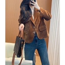 批发高级感雪尼尔西装外套女2026春秋新款修身显瘦小个子上衣<b class='q'>短款</b>西服