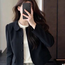 批发韩国chic春季小众设计感娃娃领单排扣宽松百搭长袖短款西装<b class='q'>外套</b>女