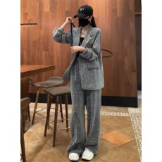 批发2026秋季网红新款职业西服套装女高级灰色重工亮钻显瘦外套阔腿裤