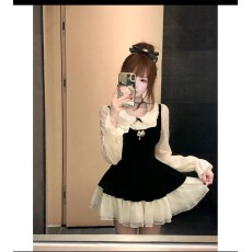 批发月露凝霜 秋冬新款法式一字领长袖<b class='q'>连衣裙</b>打底裙