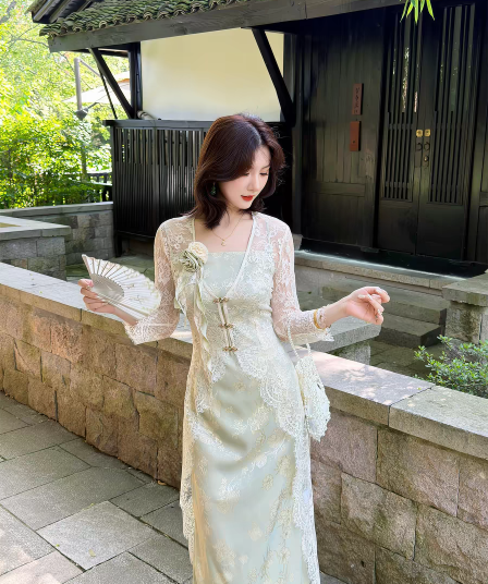 새로운 중식 국풍 새싹 잘 생긴 녹색 젠 밝은 녹색 레이스 개선 치파오 슬립 드레스 허리 수축 품격 오픈 가디건