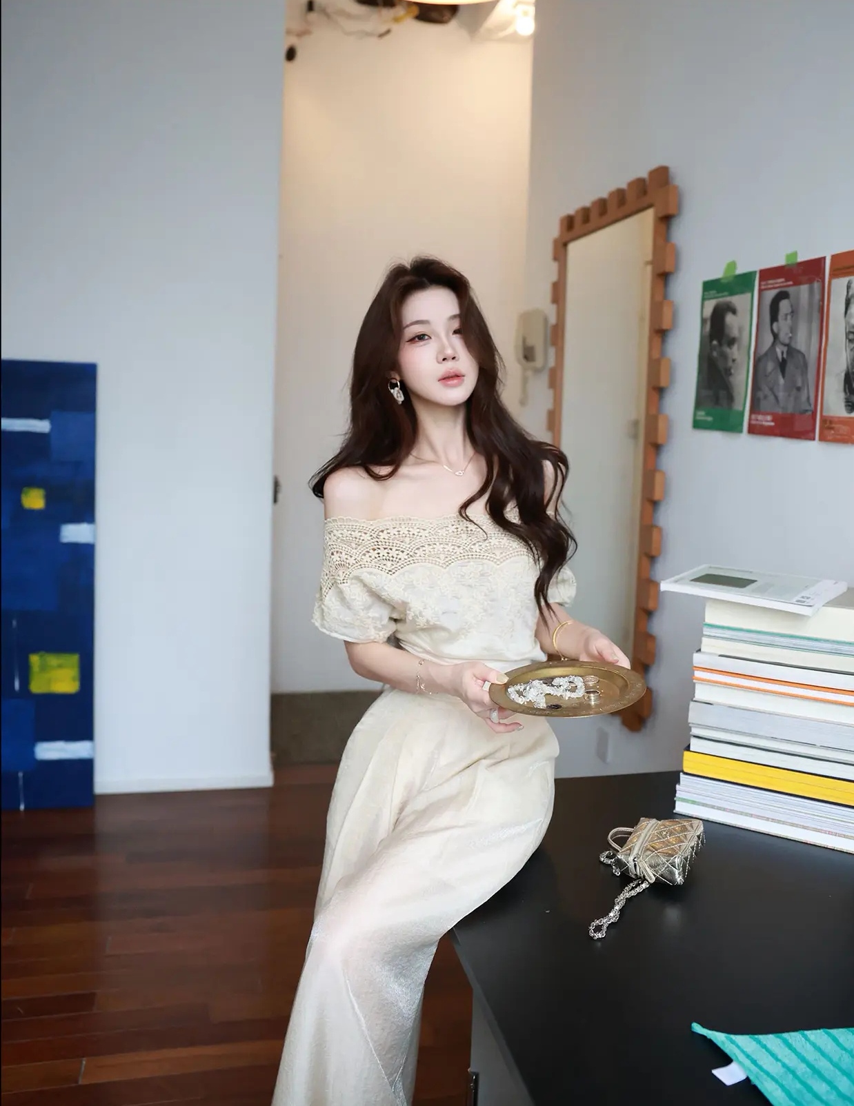 무쯔리 목자이 ~ 중 리 살구 위칭 그리고 품격 보트넥 레이스 자수 스트랩 허리 수축 맨위 넓은
