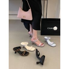 批发设计感豹纹露趾高跟鞋女2026年<b class='q'>夏</b>季新款时尚百搭粗跟一字带凉拖鞋