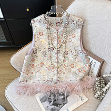 批发实拍新中式国风气质缎面提花织锦圆领盘扣可拆卸鸵鸟毛马甲上衣