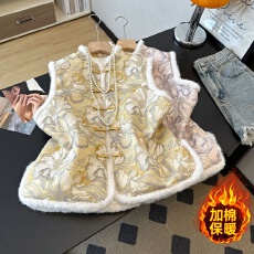 批发实拍新中式唐装毛绒边改良提花织锦盘扣立领加棉加厚保暖上衣马甲