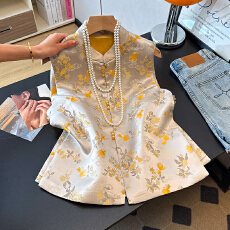 批发实拍新中式唐装复古盘扣缎面重工提花国潮改良马甲背坎肩汉服外套