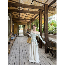 批发实拍 早<b class='q'>春</b>立体花瓣仙仙斜肩百搭小衫上衣+高腰阔腿长裤