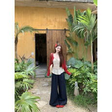 批发<b class='q'>实拍</b> 甜美碎花吊带背心外搭长袖针织开衫上衣+百搭阔腿长裤套装