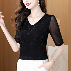 批发2026春夏新款重工烫钻显瘦修身性感V领蕾丝打底衫上衣