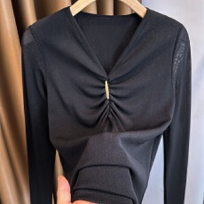 批发2026春秋新款<b class='q'>欧美</b>风性感V领蕾丝网纱打底衫上衣