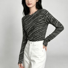 批发秋季新品蕾丝<b class='q'>打底衫</b>女洋气圆领韩版修身显瘦气质<b class='q'>网纱</b>内搭长袖上衣