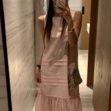 已出货     夏季新款无袖休闲时尚压褶连衣裙长裙