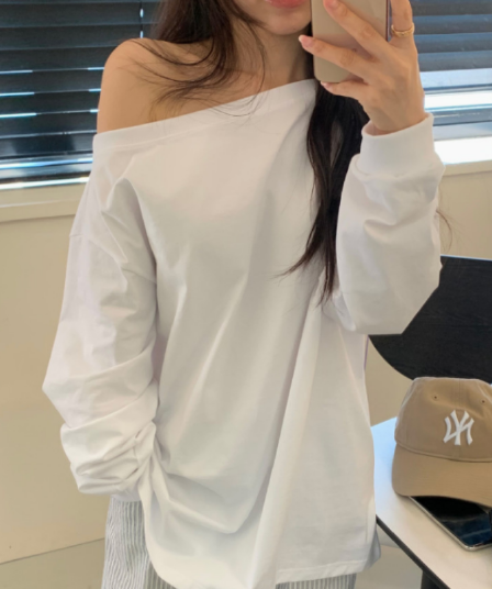 새로운 한 부서 미니멀리즘 비스듬한 어깨 단색 루즈핏 긴팔 티셔츠