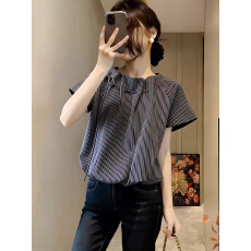 批发現貨～条纹系带短袖打底衬衫女<b class='q'>夏</b>季显瘦设计感短款上衣