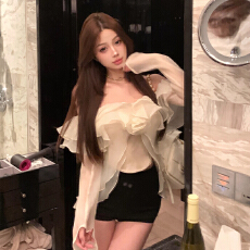 批发宫廷风轻奢重工钉珠拼接<b class='q'>蕾丝</b>立领<b class='q'>衬衫</b>女秋冬抗皱缎面<b class='q'>衬衣</b>洋气上衣