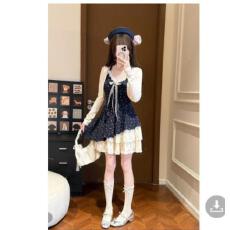 批发<b class='q'>甜美</b>风时尚春节针织长袖开衫+收腰吊带短款连衣裙两件套