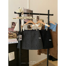 批发实拍~韩版miu系钉珠亮片<b class='q'>半身裙</b>高级百搭新年短裙<b class='q'>女</b>