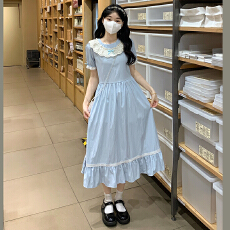 批发实拍2026 夏季新款浅蓝色娃娃领<b class='q'>连衣裙</b>女 收腰显瘦荷叶边中长裙