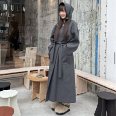 批发法式高级感极简风V领系带收腰显瘦保暖毛昵外套大衣 配头巾