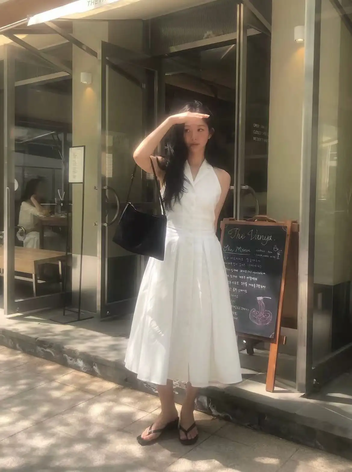 프렌치 레트로 무드 폴드 칼라 홀터넥 민소매 원피스 상세 이미지 7