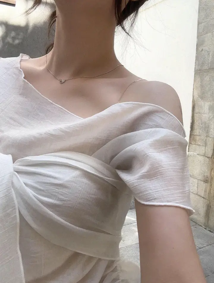 한국인기 원숄더 시스루 셔츠 2피스 세트 상세 이미지 5