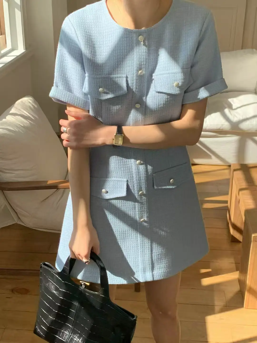 소프트한 소재의 스타일리시한 원피스 상세 이미지 12