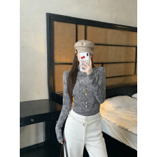 批发实拍2026春装高端气质修身显瘦弹力针织打底衫休闲百搭长袖T恤女