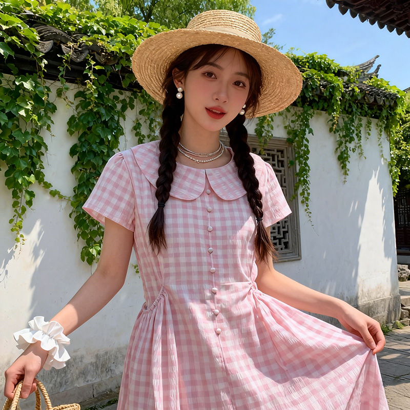 실사 프랑스식 달콤함 핑크색 체크무늬 드레스 작은 키 허리 수축 슬림해 보이는 베이비 칼라 품격 아름다운 길다 치마