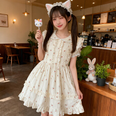 批发实拍小个子娃娃领可爱小樱桃印花少女甜美花边小飞袖连衣裙初恋感