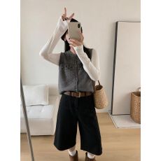 批发重工立体钩花<b class='q'>针织</b>马甲女早秋圆领开衫背心宽松叠穿镂空毛衣坎肩