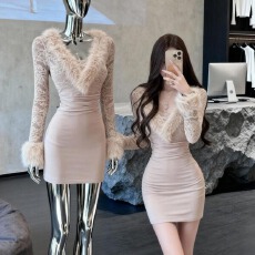 批发杜总家 娇艳欲滴*原创女人味优雅气质紧身包臀可拆毛领内搭连衣<b class='q'>裙</b>