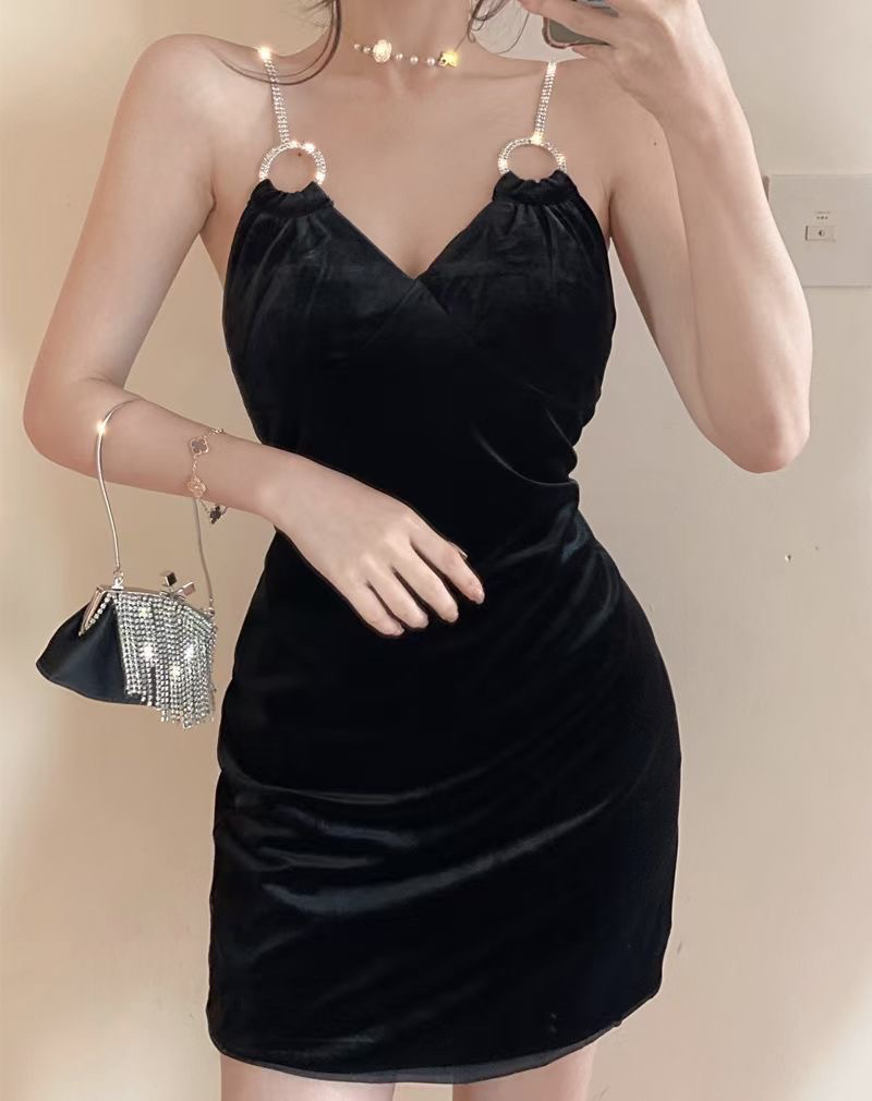 그는 벤 바람 작은 검은 드레스 훈련 사슬 슬립 매듭 드레스 몸매 가꾸기 슬림해 보이는 생일 작은 드레스 고급 이브닝 드레스