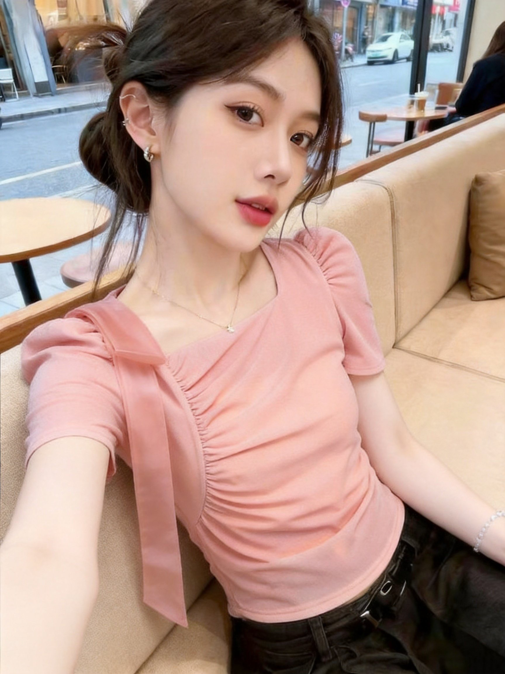 실사 여름 새로운 한국 스타일 광장 칼라 거품 소매 광택 실 달콤함 몸매 가꾸기 레이스업 풀오버 반팔 품격 여성