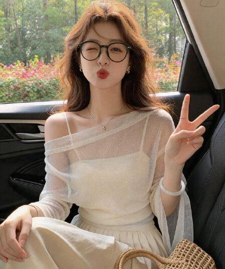 실사 이른 가을 새로운 프랑스식 비스듬한 어깨 디자인 센스 작은 대중 셔츠 요정 가스 Tulle 블라우스 품격 투피스 세트 맨위
