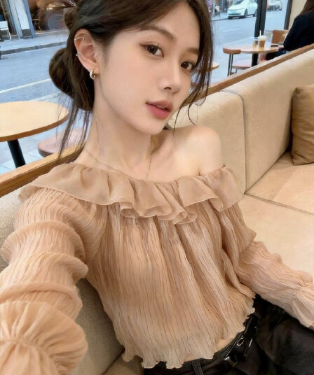 실사 프랑스식 오프숄더 프릴 긴팔 맨위 플리츠 질감 슬림해 보이는 다용도 부드러운 요정 가스