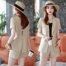 批发短袖西装套装<b class='q'>女</b>夏季2026新款小个子休闲<b class='q'>女</b>装高级感<b class='q'>西服</b>短裤两件套