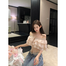 批发实拍 实价 夏季荷叶边<b class='q'>一字肩</b>拼接蕾丝<b class='q'>上衣</b>