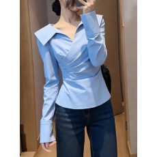 批发设计感别致独特高级感超好看休闲随性通勤蓝色衬衫女2026早<b class='q'>春</b>衬衫