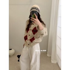 批发英伦复古菱格绣花圆领羊驼毛针织开衫女2025秋冬新款时尚洋气外套