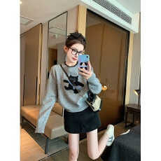 批发灰色猫咪圆领毛衣女2025新款秋季加厚软糯慵懒童趣风内搭针织衫潮