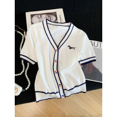 批发2026夏季新款小狗刺绣五角星挑孔纹路针织短袖<b class='q'>开衫</b>正肩上衣<b class='q'>女</b>