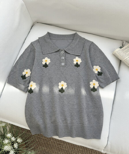 한 부서 POLO 칼라 니트 반팔 티셔츠 여성 2026 새로운 여름 꽃 자수 루즈핏 다용도 슬림해 보이는 맨위