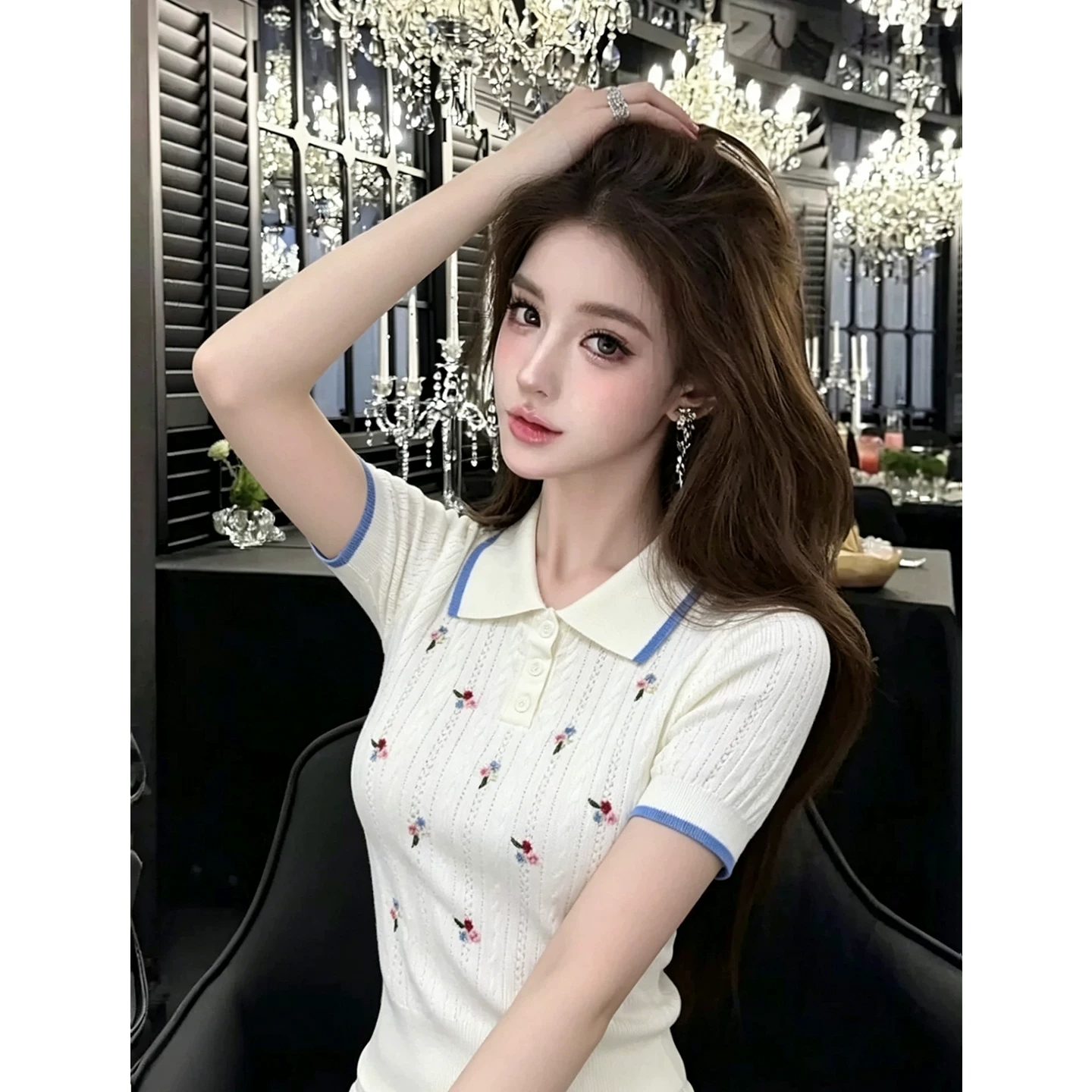 숙녀 바람 배색 폴로 칼라 니트 스웨터 여성용 짧은 소매 자수 꽃 몸매 가꾸기 부드러운 맨위 2026 년 여름 새로운
