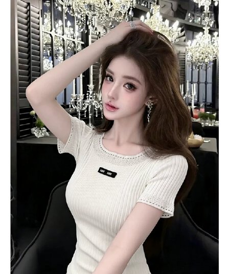 빛 요리 한 프랑스식 바람 알파벳 패치 라운드 넥 홀로우 아웃 레이스 반팔 니트 스웨터 슬림해 보이는 맨위