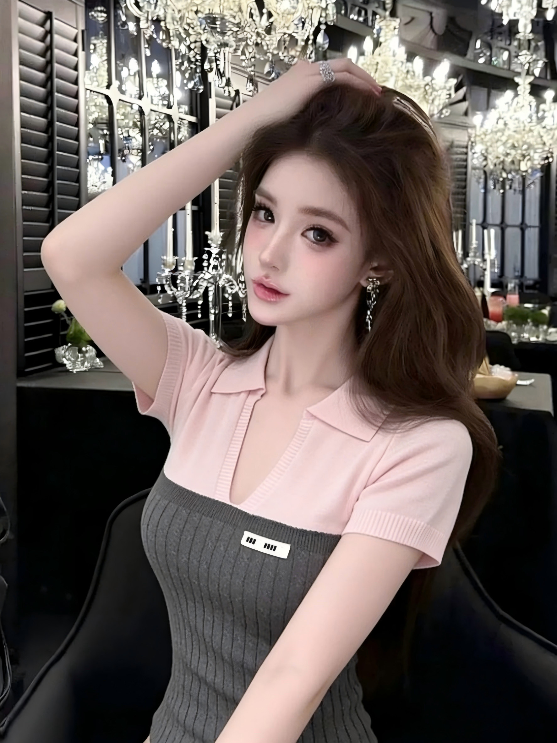 한 부서 페이크 레이어드 POLO 칼라 배색 니트 반팔 여성 몸매 가꾸기 여름 새로운 연령 감소 슬림해 보이는 디자인 센스 맨위