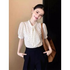 批发法式温柔风白色<b class='q'>波点</b>短袖<b class='q'>衬衫</b>2026夏季新款设计蝴蝶结飘带气质上衣